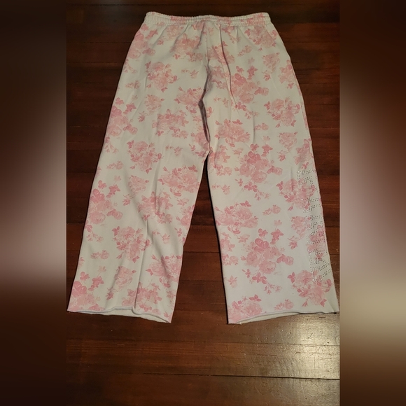 PINK x LoveShackFancy Bling Oversized Crew Sweatshirt & Sweatpants Set (M/L Set) - Picture 13 of 14